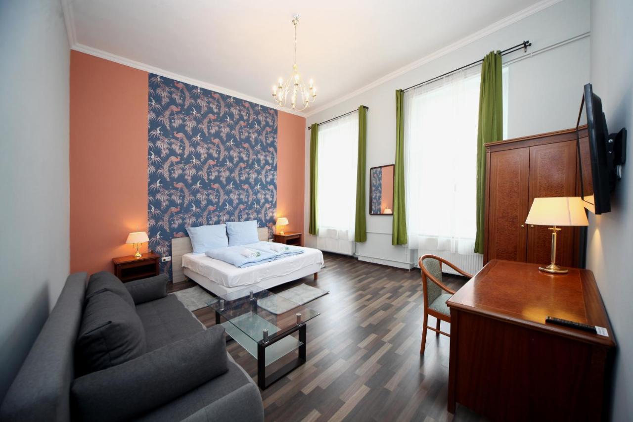 Cherry Apartman Eger Luaran gambar